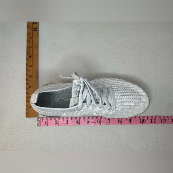 Women’s Nike Air VaporMax Flyknit 3 Pure Platinum Running Shoe EUC - Picture 14 of 14